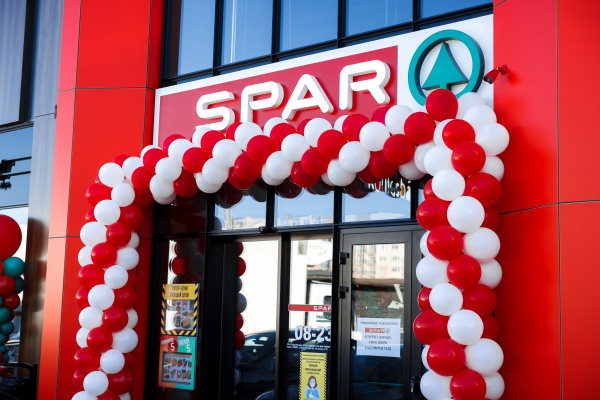 "SPAR" на ул. Аэропортная, д. 12 "SPAR" на ул. Аэропортная, д. 12